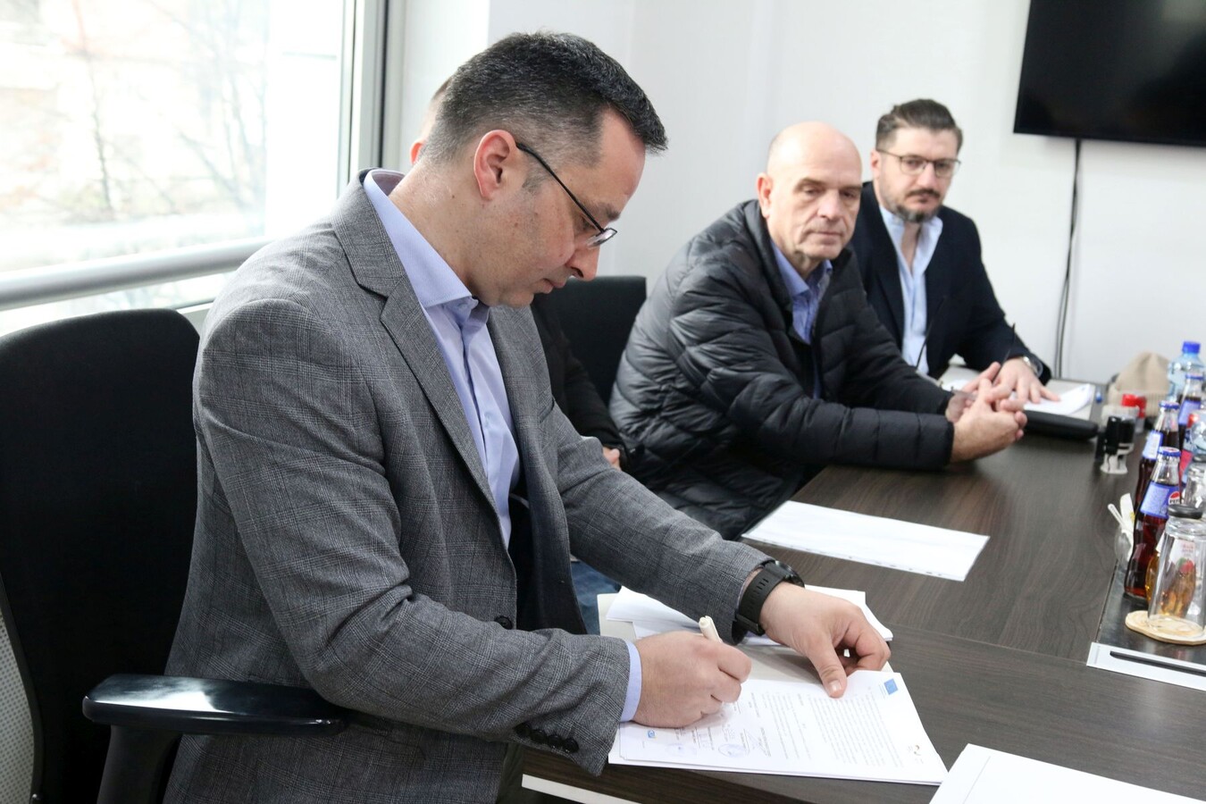 1770645617_6989e871d2047